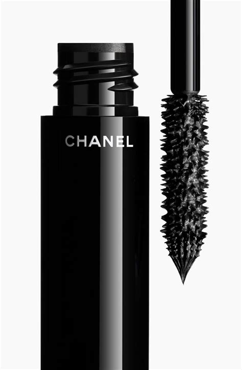 chanel mascara boots|Chanel mascara le volume boots.